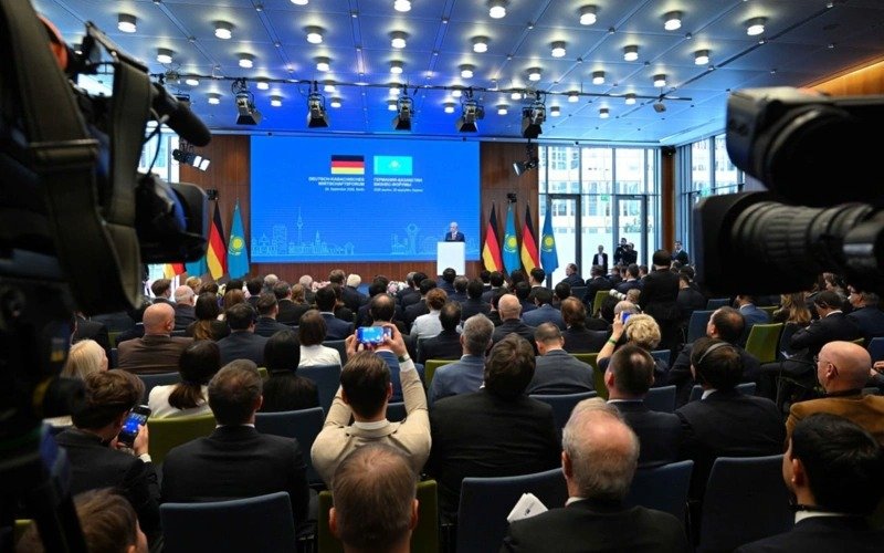 Тоқаев Қазақстан-Германия өндірістік құзыреттер орталығы желісін құруды ұсынды