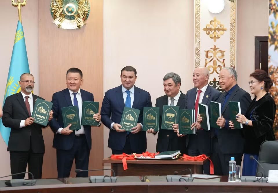 «ТҮРКІСТАН» ЕКІ ТОМДЫҚ ЭНЦИКЛОПЕДИЯСЫНЫҢ ТАНЫСТЫРЫЛЫМЫ ӨТТІ