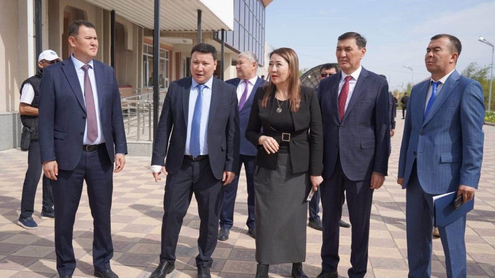 ОТЫРАРДА «ҚАЗАҚСТАН ХАЛҚЫНА» ҚОРЫНЫҢ ҚОЛДАУЫМЕН МӘДЕНИЕТ ҮЙІ МЕН МЕКТЕПТІҢ ПӘН КАБИНЕТТЕРІ ЖАҢҒЫРТЫЛДЫ