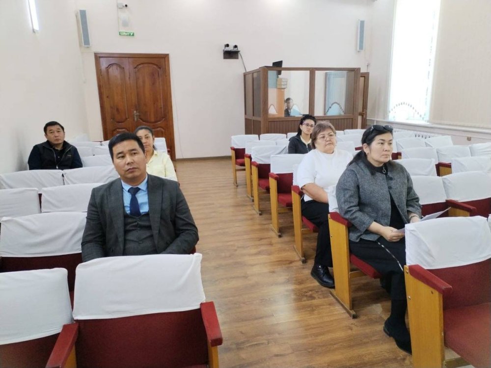 Бесқарағай ауданында әлеуметтік әріптестік пен әлеуметтік және еңбек қатынастарын реттеу жөніндегі аудандық үшжақты комиссияның отырысы өтті