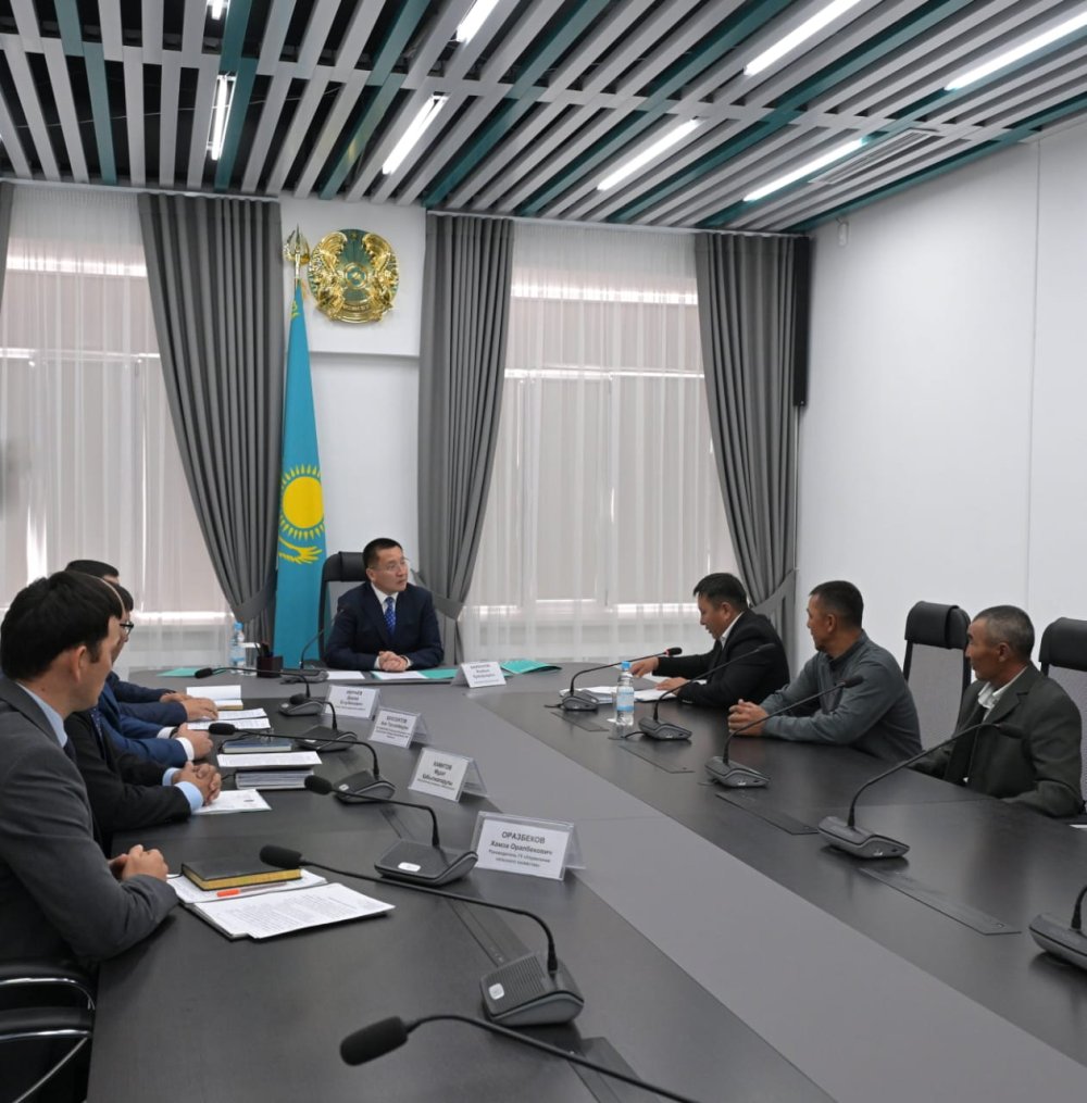 Облыс әкімі азаматтарды жеке мәселелері бойынша қабылдады