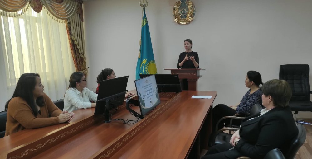 Мемлекеттік қызметшілер арасындағы дебат турнирі