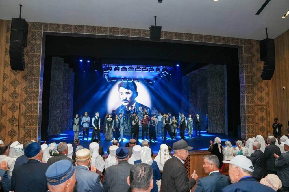 АРДАГЕРЛЕР «ВАЛЬС КОРОЛІ» ҚОЙЫЛЫМЫН ТАМАШАЛАДЫ