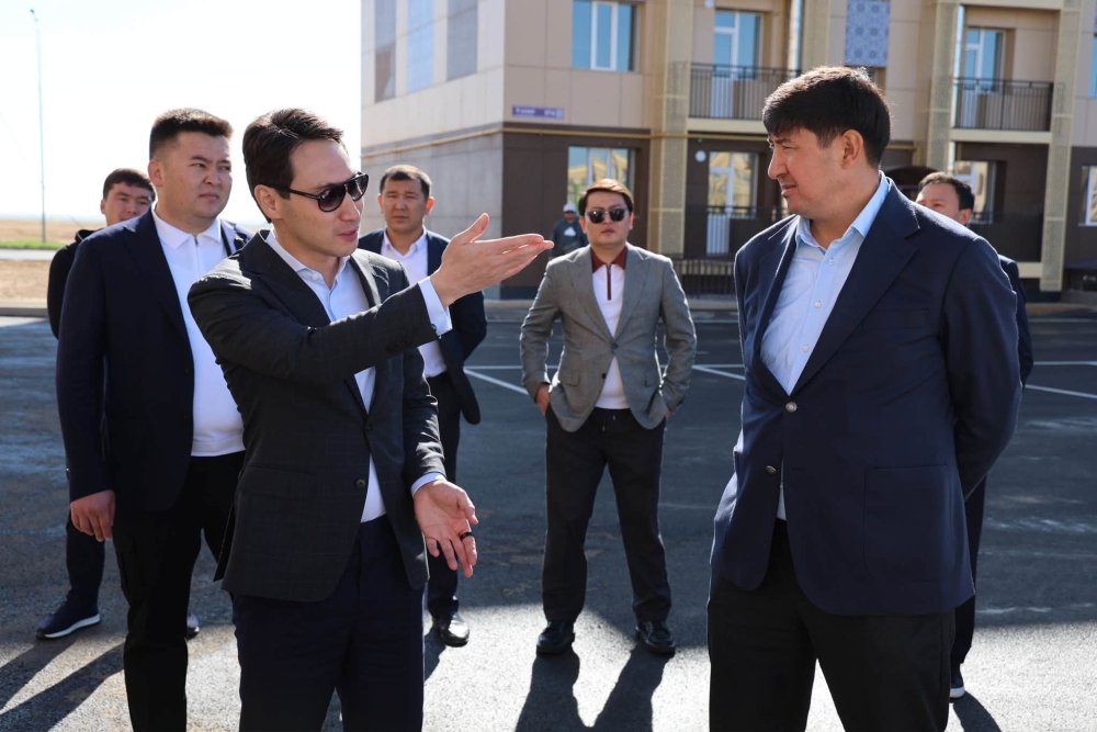 «ҚАЗАҚСТАН ТҰРҒЫН ҮЙ КОМПАНИЯСЫ» АҚ БАСҚАРМА ТӨРАҒАСЫ ТҮРКІСТАНДАҒЫ ТҰРҒЫН ҮЙ КЕШЕНДЕРІН АРАЛАДЫ