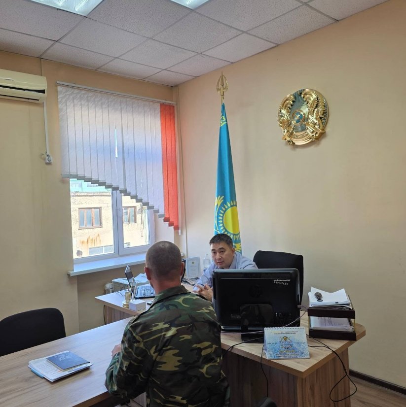 Мен қатаң режимдегі түзеу мекемесінен он күн бұрын босатылған азаматпен жеке кездесу өткіздім. Он бір жылдық жазасын өтегеннен кейін, сот босатылған адамдардың мінез-құлқын қадағалау мақсатында әкімшілік қадағалау белгілеу туралы қаулы шығарған болатын.