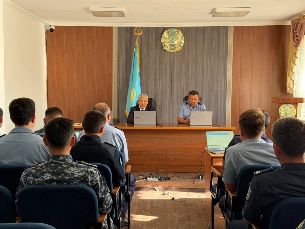 «Еркіндік рухы» жастар құқықтары жөніндегі жобасының мүшелерімен бірлесіп, Ұлытау облысы Полиция департаментінің Қаражал қаласының полиция бөліміне барды