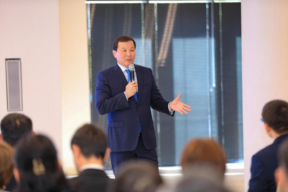 Асхат Шахаров: «Әкімнің басты міндеті – халықтың мәселесін тыңдап қана қоймай, оның шешімін табу»