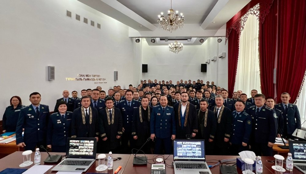 Көліктегі ПД 6 офицерді құрметпен зейнетке шығарып салды