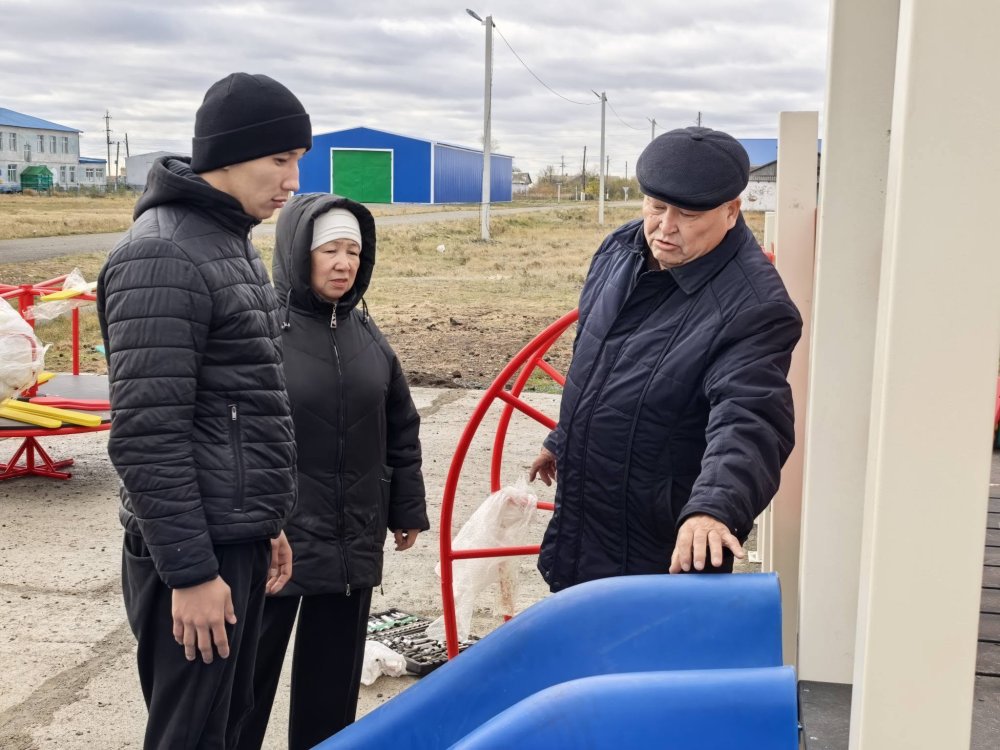 Телжан ауылында балалар ойын алаңының құрылысы жүргізілуде