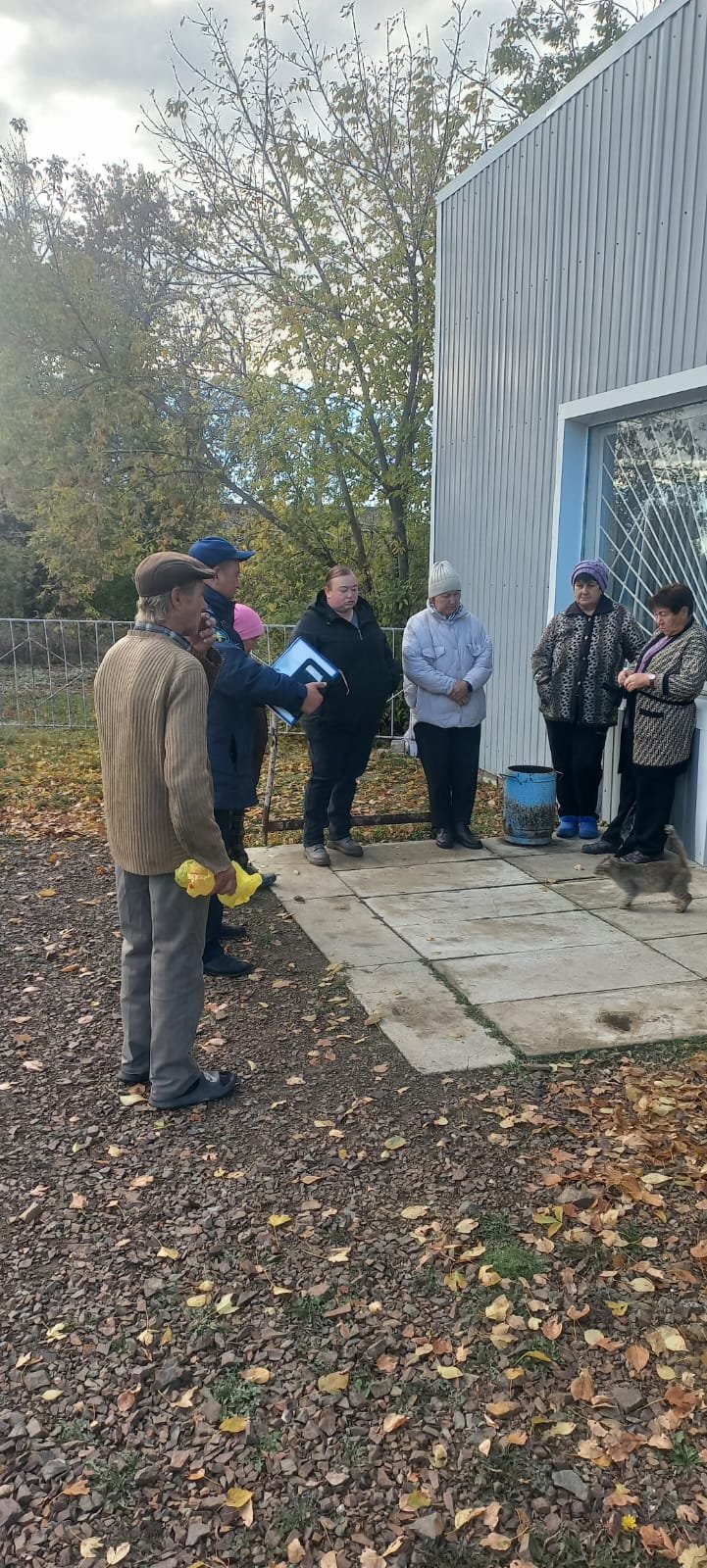 Рыбкин ауылында тұрғындармен жиын өтті