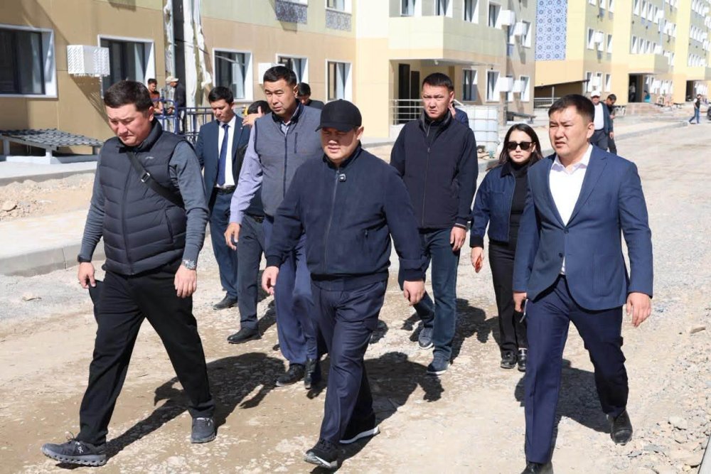 ТҮРКІСТАНДА БІРҚАТАР ӘЛЕУМЕТТІК ЖӘНЕ ИНФРАҚҰРЫЛЫМДЫҚ НЫСАННЫҢ ҚҰРЫЛЫС БАРЫСЫ ТЕКСЕРІЛДІ — Фотосурет 6