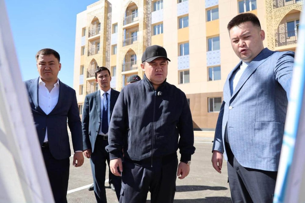 ТҮРКІСТАНДА БІРҚАТАР ӘЛЕУМЕТТІК ЖӘНЕ ИНФРАҚҰРЫЛЫМДЫҚ НЫСАННЫҢ ҚҰРЫЛЫС БАРЫСЫ ТЕКСЕРІЛДІ — Фотосурет 13