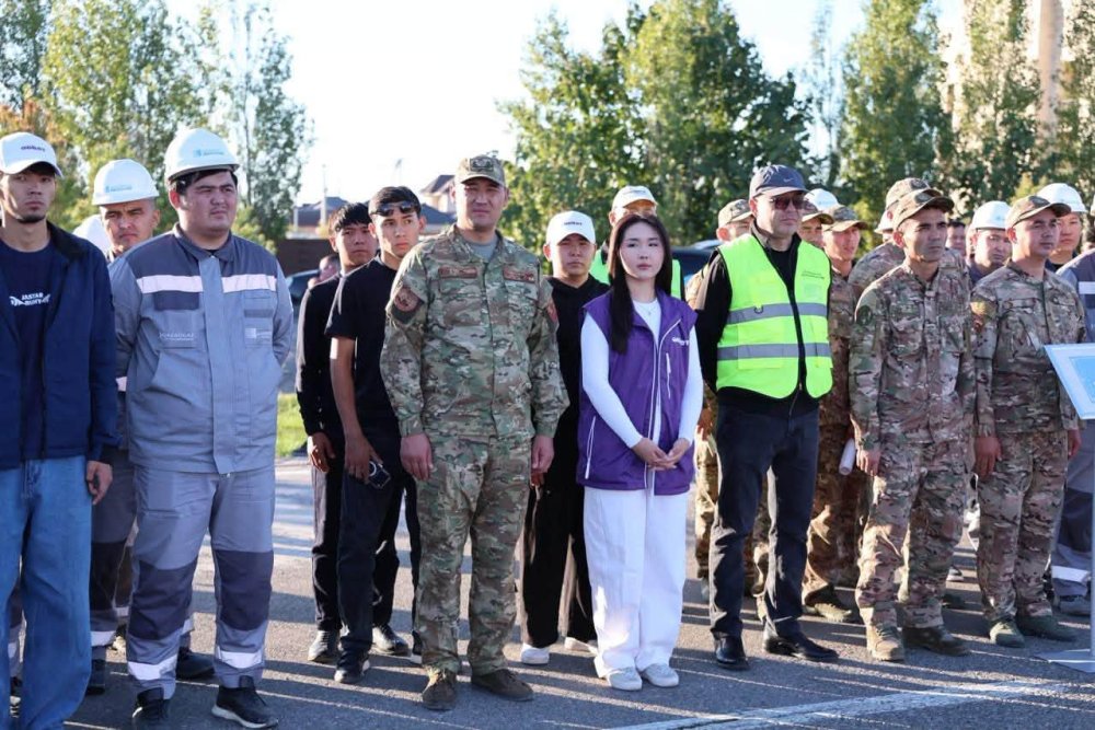 ТҮРКІСТАН ҚАЛАСЫНДА ЖЫЛЫТУ МАУСЫМЫНА ДАЙЫНДЫҚ ЖҰМЫСТАРЫ КҮШЕЙТІЛДІ — Фотосурет 8