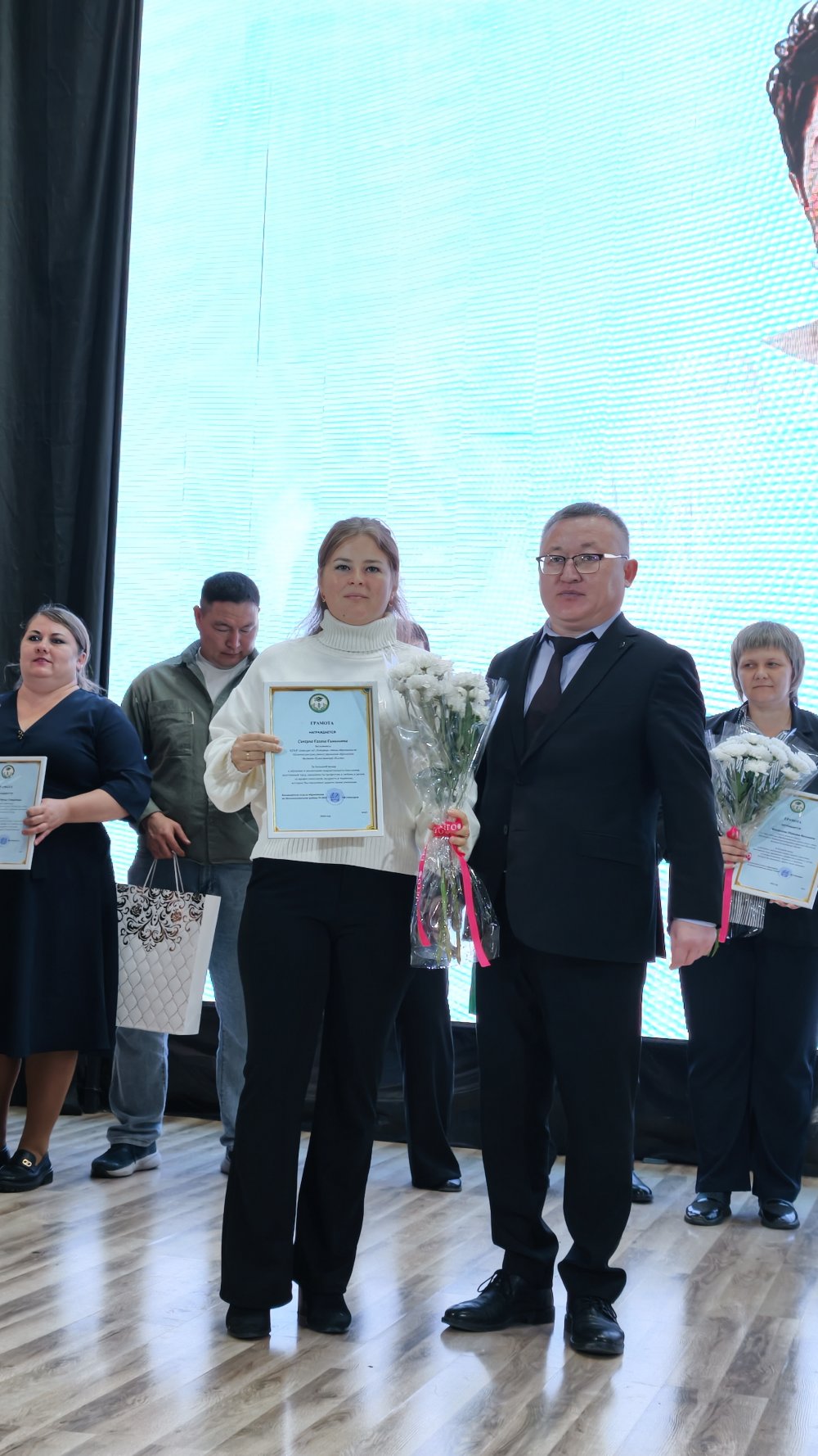 Ұстаздар күні құтты болсын! — Фотосурет 19