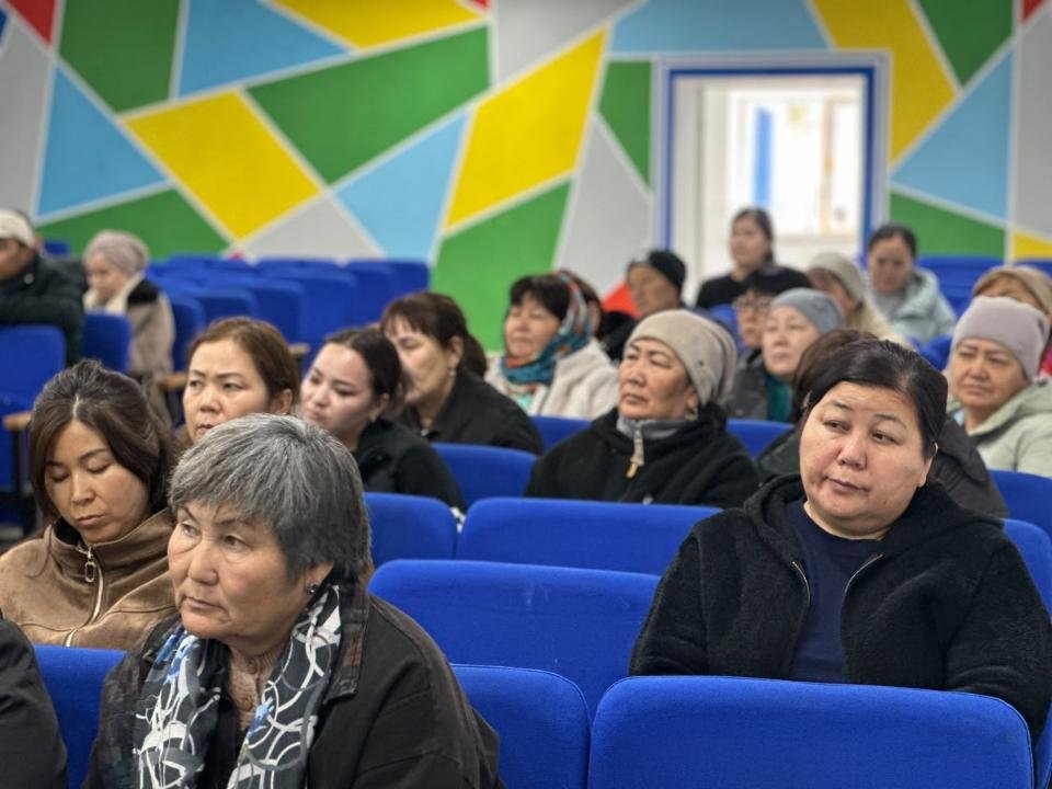 Алға ауданында мемлекеттік саясатты түсіндіру бойынша кездесулері өтті — Фотосурет 7