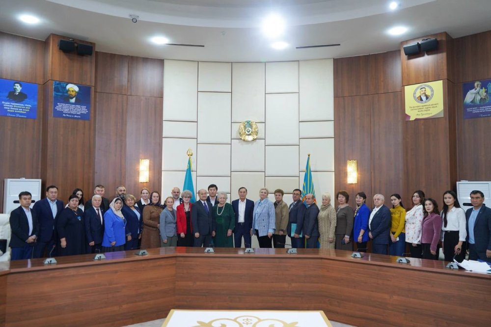 Астанадағы Достық үйінде қоғам бірлігін нығайту мәселесі талқыланды — Фотосурет 1