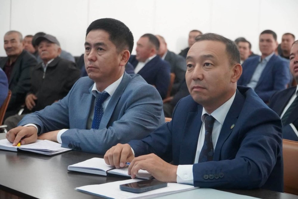 БӘЙДІБЕК: КӘСІПКЕРЛЕРМЕН КЕЗДЕСІП, КӘСІПКЕРЛІКТІ ҚОЛДАУ МӘСЕЛЕЛЕРІ ТАЛҚЫЛАНДЫ — Фотосурет 9