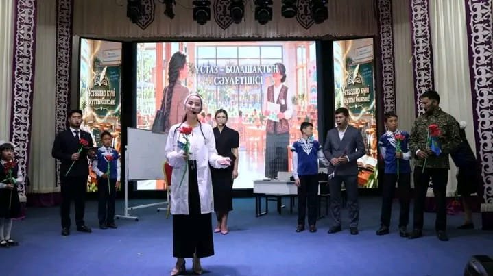 ҰСТАЗҒА ТАҒЗЫМ – ҰРПАҚҚА ТАҒЫЛЫМ