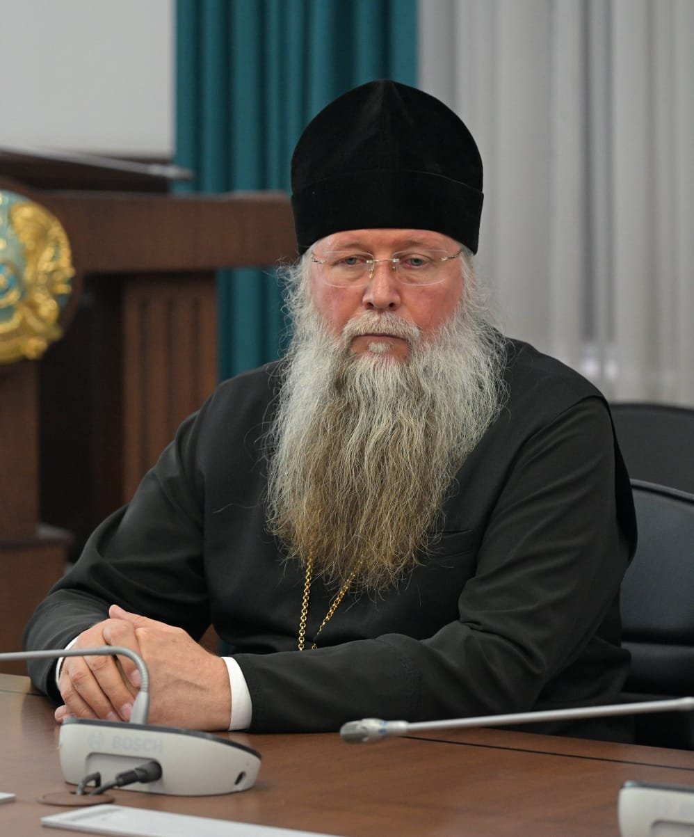Павлодар облысына православиенің ұлы қасиетті жәдігері - Тримифунттық әулие Спиридонның шірімей сақталған сүйегі жеткізілді — Фотосурет 4