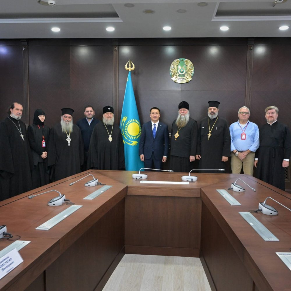 Павлодар облысына православиенің ұлы қасиетті жәдігері - Тримифунттық әулие Спиридонның шірімей сақталған сүйегі жеткізілді — Фотосурет 7