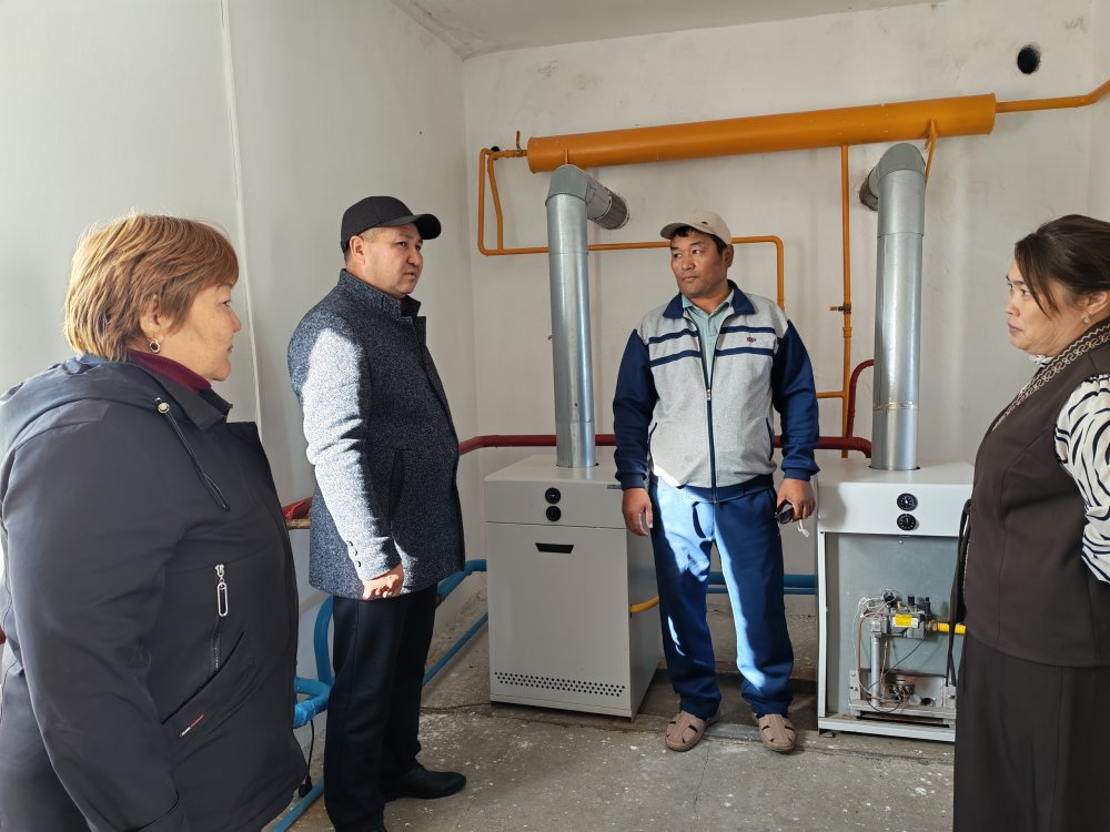 АУЫЛДЫҚ МЕКЕМЕЛЕРДІҢ ЖЫЛУ ЖҮЙЕЛЕРІ ТЕКСЕРІЛДІ — Фотосурет 1