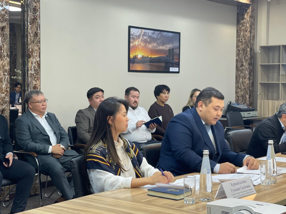 ТМРК комитеті «Жаңартылатын энергия көздерін қолдау жөніндегі есеп айырысу-қаржы орталығы» ЖШС қызметтерінің бағасын көтеру мәселесі бойынша жария тыңдаулар өткізді — Фотосурет 2