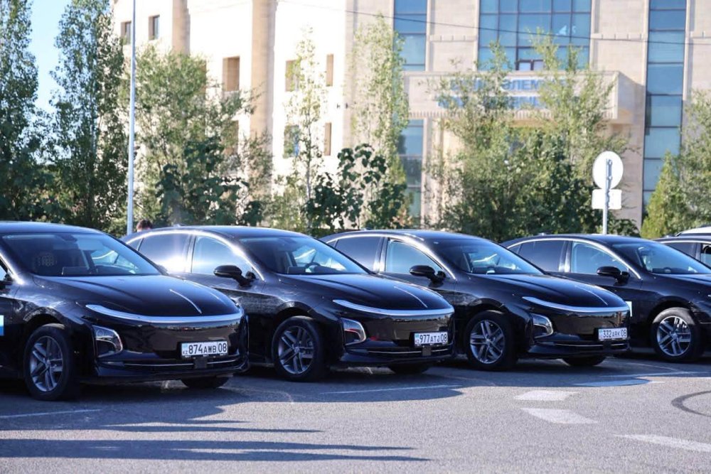 ТҮРКІСТАН ҚАЛАСЫНДА ЖЫЛЫТУ МАУСЫМЫНА ДАЙЫНДЫҚ ЖҰМЫСТАРЫ КҮШЕЙТІЛДІ — Фотосурет 6