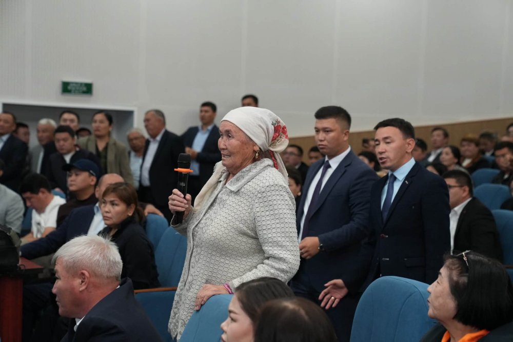НҰРАЛХАН КӨШЕРОВ ҚАЗЫҒҰРТ АУДАНЫНЫҢ ТҰРҒЫНДАРЫМЕН КЕЗДЕСІП, ҰСЫНЫС-ПІКІРЛЕРІН ТЫҢДАДЫ — Фотосурет 8