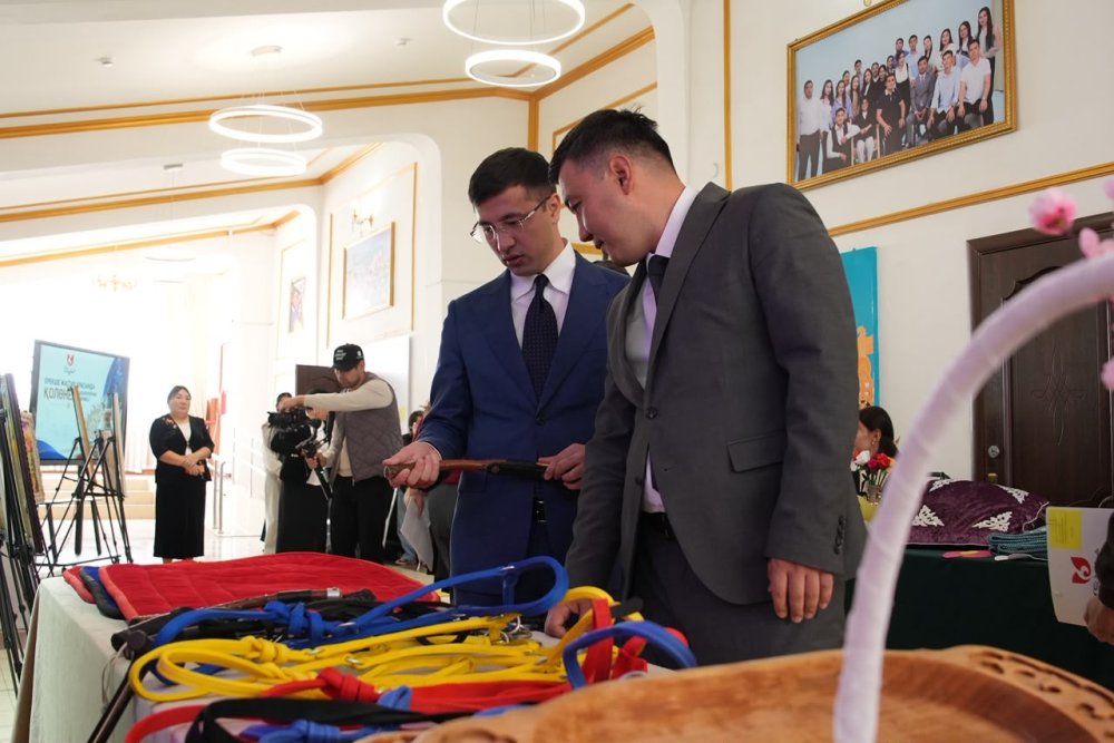 ШЫМКЕНТТЕ «ШЕКСІЗ МҮМКІНДІКТЕР» ЖОБАСЫ АЯСЫНДА КӨРМЕ МЕН ШЫҒАРМАШЫЛЫҚ КЕШ ӨТТІ — Фотосурет 4