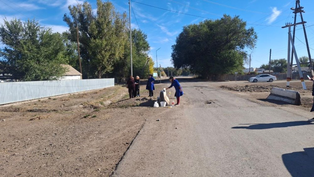 Қызылтал ауылдық округінде аумақтарды тазалау және көркейту жұмыстары жүргізілді — Фотосурет 7