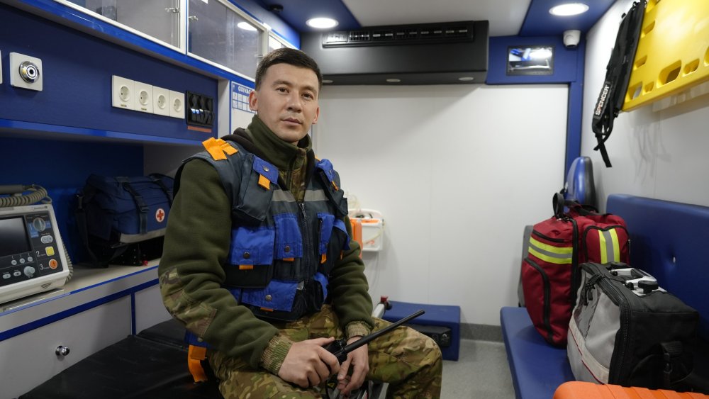 Адам өмірін құтқару жолында: фельдшер Еркебұлан Мырзабеков — Фотосурет 3