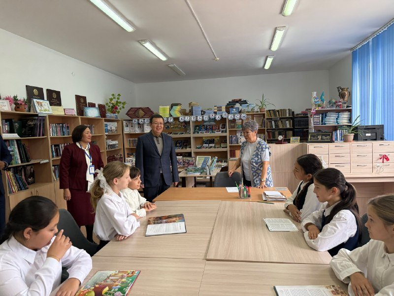 🔹️Аудан әкімі Қаратоғай ауылының тыныс-тіршілігімен танысты — Фотосурет 3