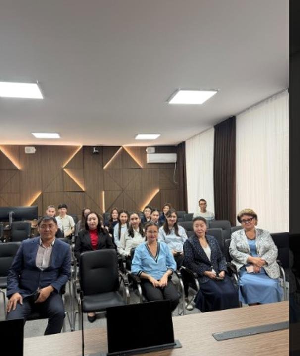 Мемлекеттік қызметшілердің ҚР Әдеп кодексінің талаптарын және мемлекеттік қызмет саласындағы қолданыстағы заңнаманың басқа да нормаларын сақтау мәселелері жөніндегі семинар-кеңес — Фотосурет 3
