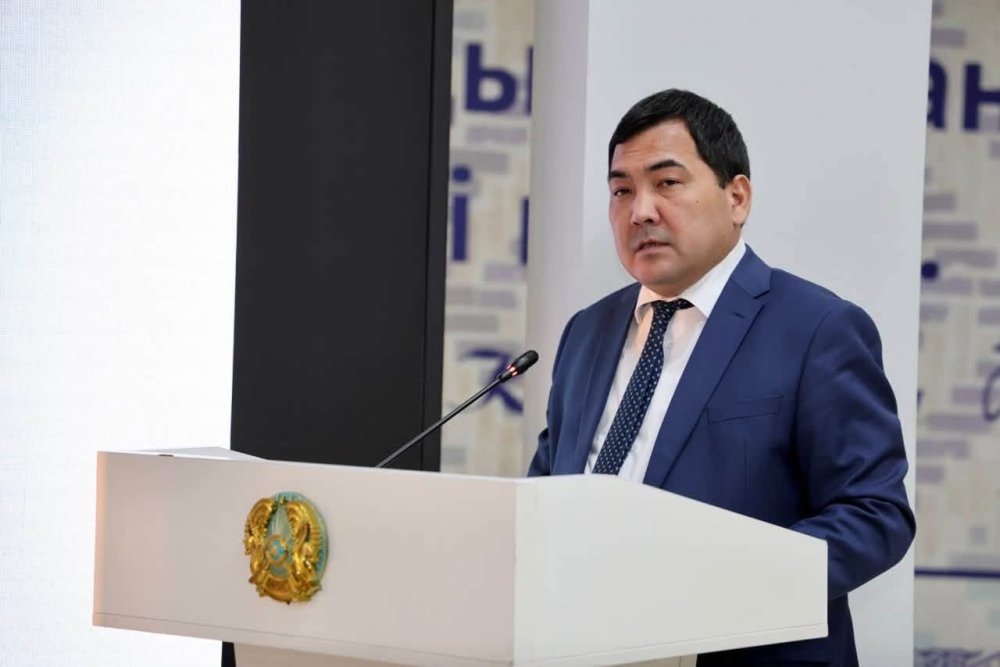 ТҮРКІСТАНДА ҚАЛАНЫҢ СӘУЛЕТТІК КЕЛБЕТІН ДАМЫТУҒА БАҒЫТТАЛҒАН ЖОБАЛАР ТАЛҚЫЛАНДЫ — Фотосурет 9