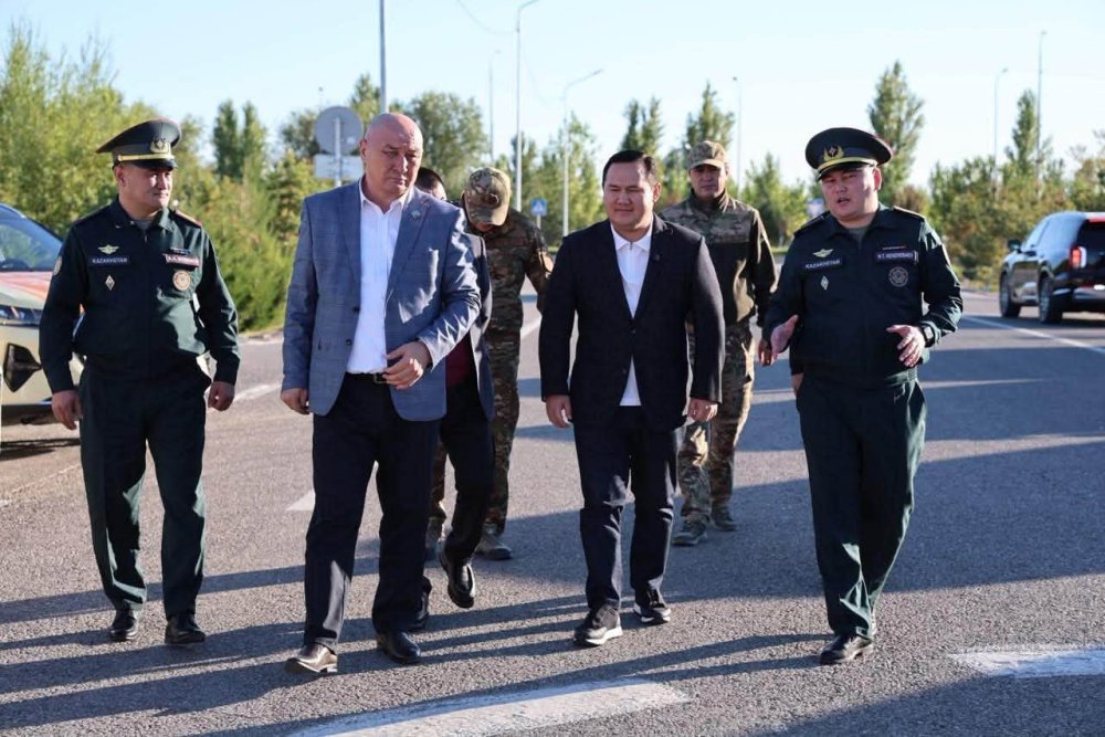 ТҮРКІСТАН ҚАЛАСЫНДА ЖЫЛЫТУ МАУСЫМЫНА ДАЙЫНДЫҚ ЖҰМЫСТАРЫ КҮШЕЙТІЛДІ — Фотосурет 1