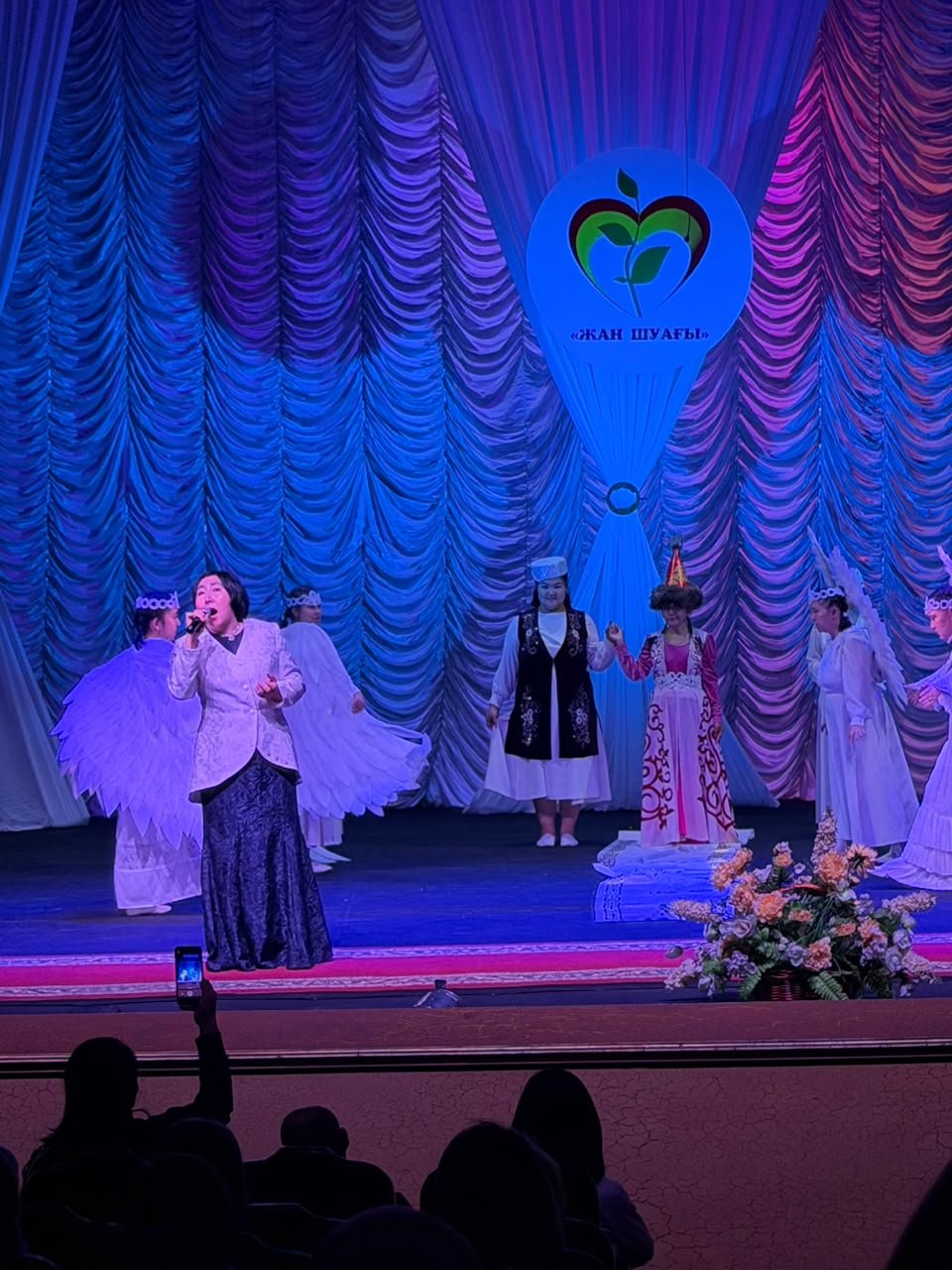 Өнерде шекара жоқ: «Жан шуағы» фестивалі жүректерге жылу сыйлады. — Фотосурет 6