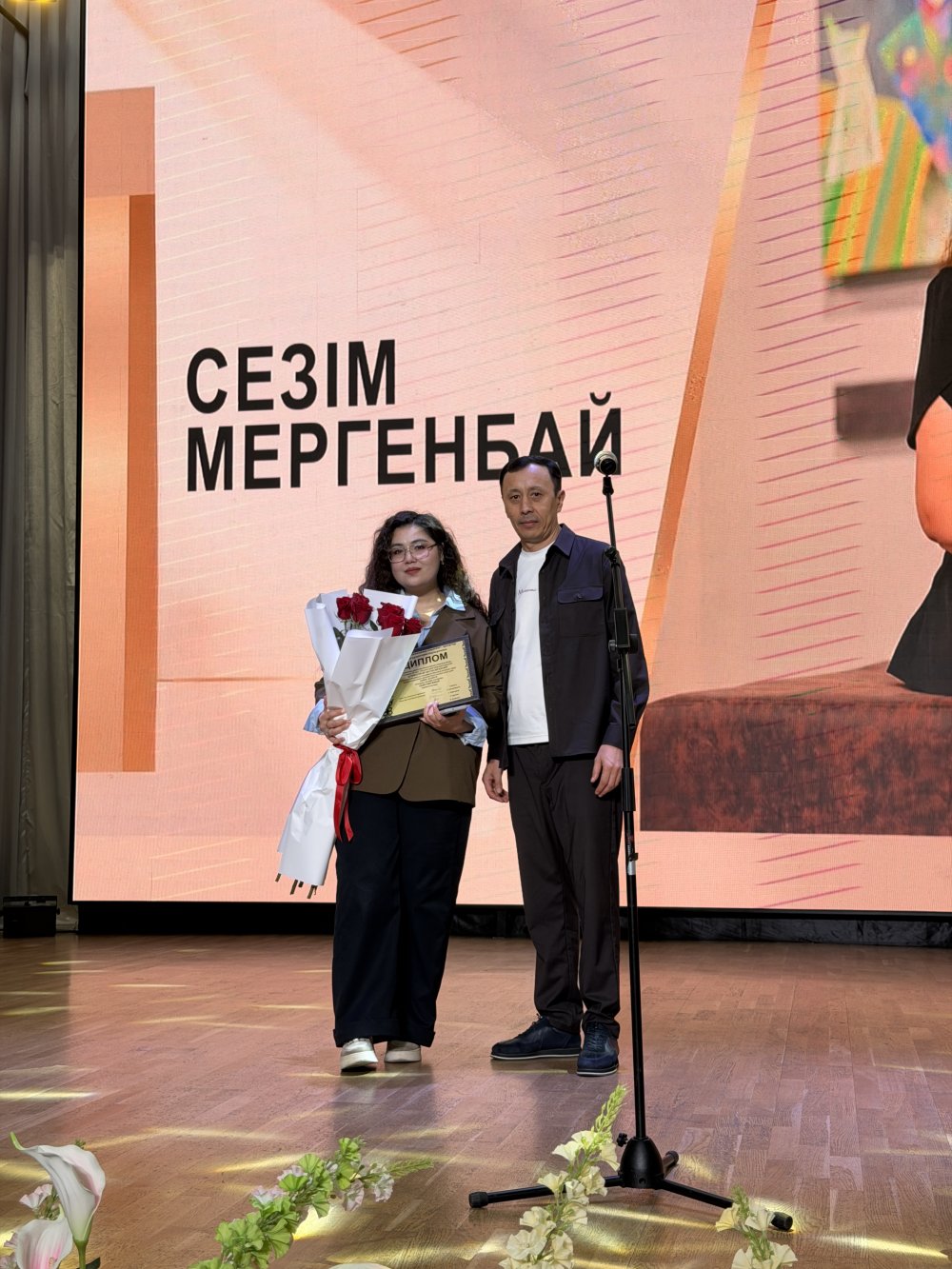 «Дүниеге келер әлі талай Қасым…»: Қарағандыда республикалық мүшәйра жеңімпаздары марапатталды. — Фотосурет 11