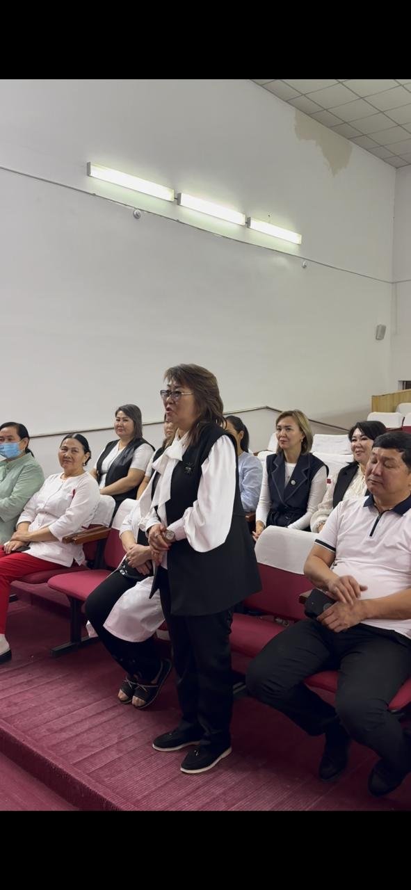 Стационар жағдайында арнаулы әлеуметтік қызметтер көрсету мәселелері бойынша түсіндіру жұмыстары жүргізілді — Фотосурет 2