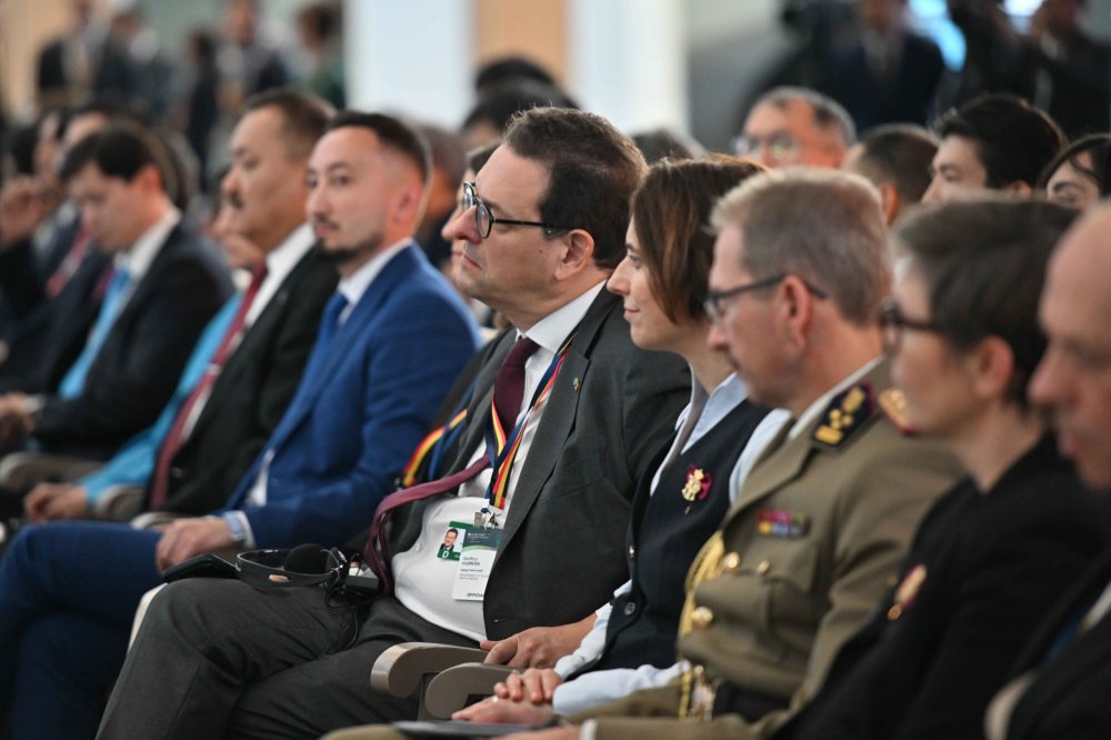 Астанада екі ел басшыларының қатысуымен Қазақстан-Бельгия ректорлар форумы өтті — Фотосурет 15