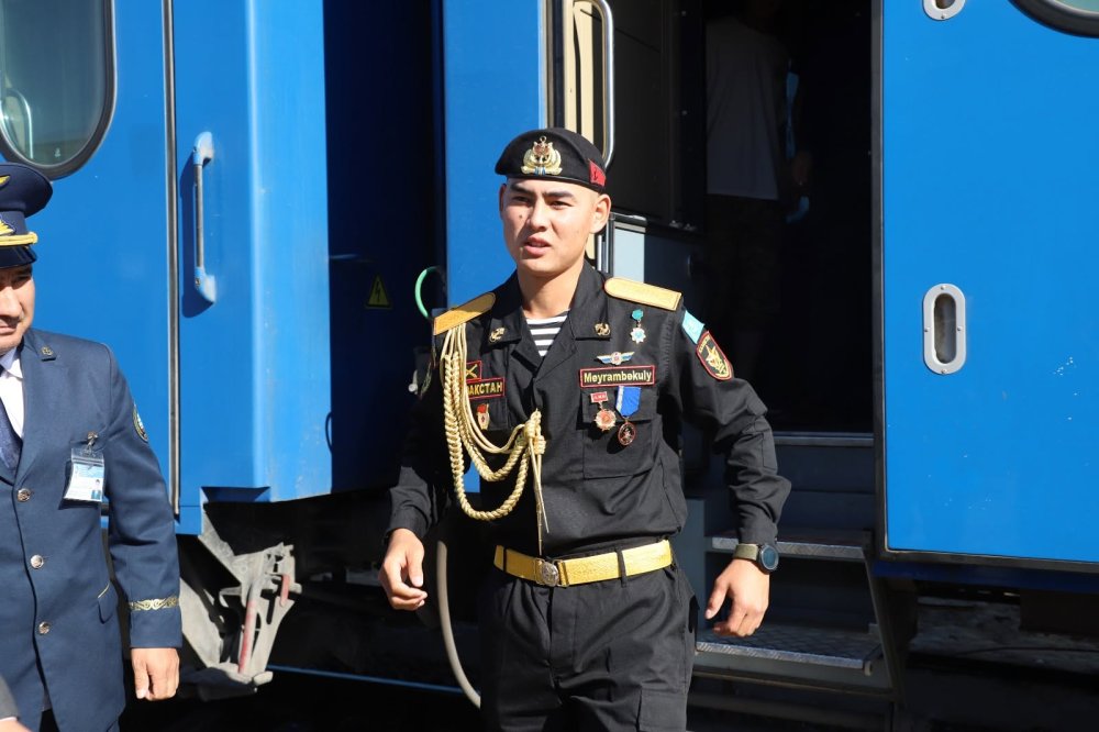 Жас сарбазға құрмет көрсетілді — Фотосурет 2