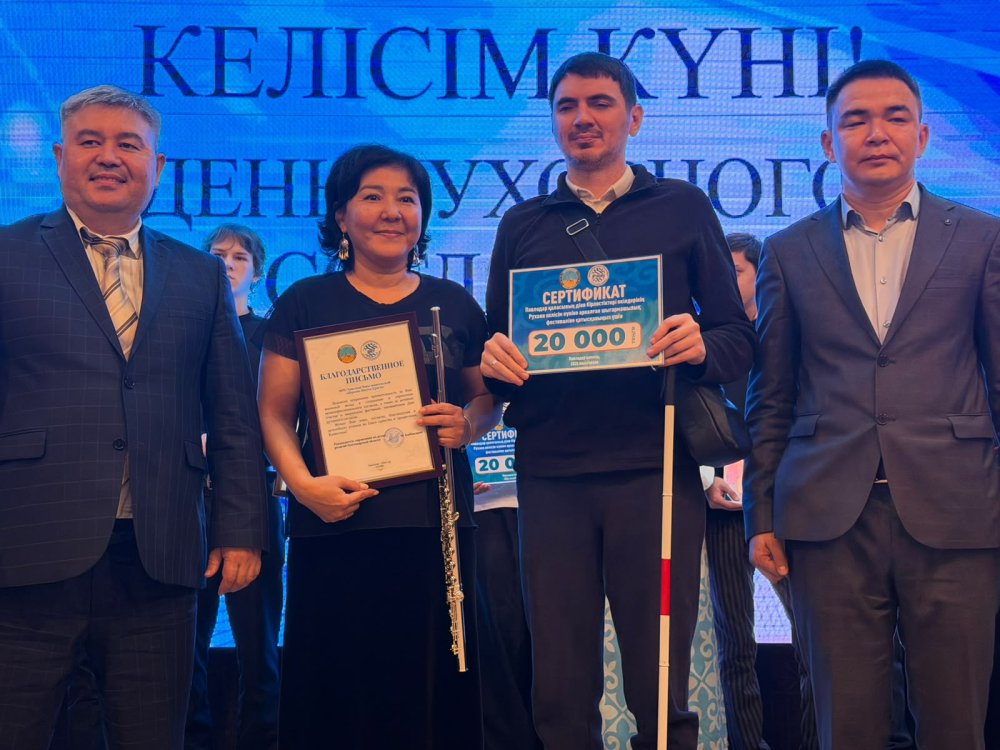 Қазақстан Республикасының Рухани Келісім Күні қарсаңында «Колос» МДО-да діни бірлестіктер жастарының қатысуымен шығармашылық фестивалі өтті. — Фотосурет 8