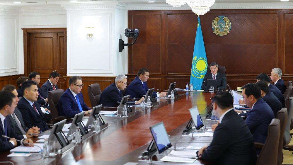 Биылғы 9 айда экономиканың өсімі 4,2%-ды құрады: Үкіметте әлеуметтік-экономикалық даму қорытындылары мен республикалық бюджеттің атқарылу барысы қаралд