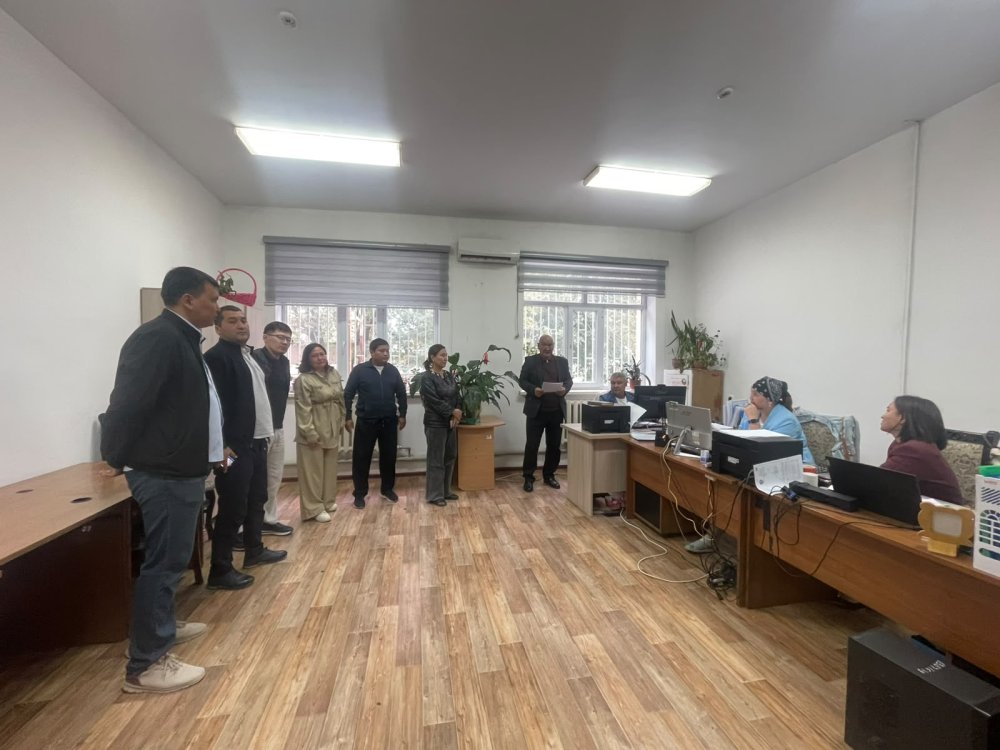 «ТҮРКІСТАН ЖАРЫҚ-ТАЗАЛЫҚ» ЖШС-ДЕ СЫБАЙЛАС ЖЕМҚОРЛЫҚ ТӘУЕКЕЛДЕРІНЕ ІШКІ ТАЛДАУ ҚОРЫТЫНДЫЛАРЫ ТАЛҚЫЛАНДЫ — Фотосурет 3