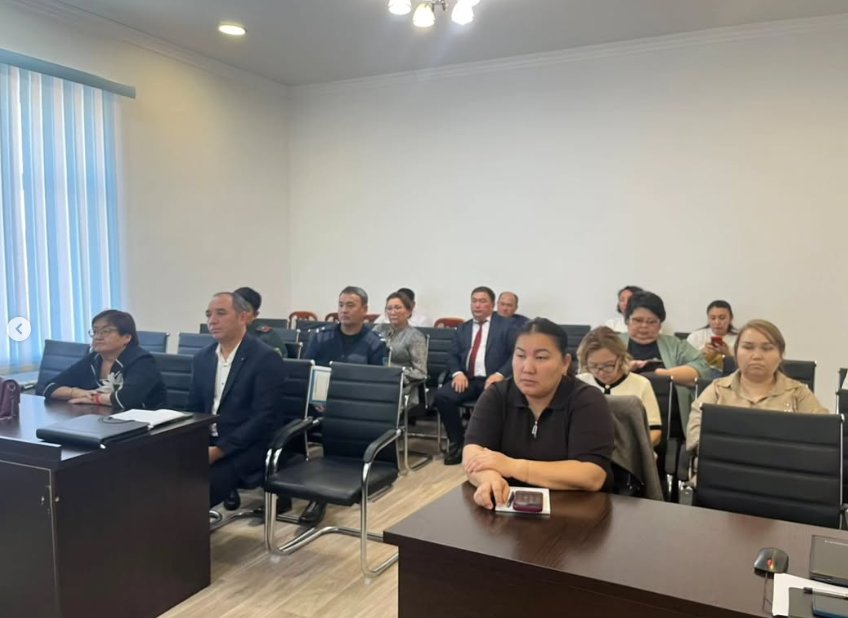 Әлеуметтік сала қызметкерлерімен кездесу өтті — Фотосурет 5
