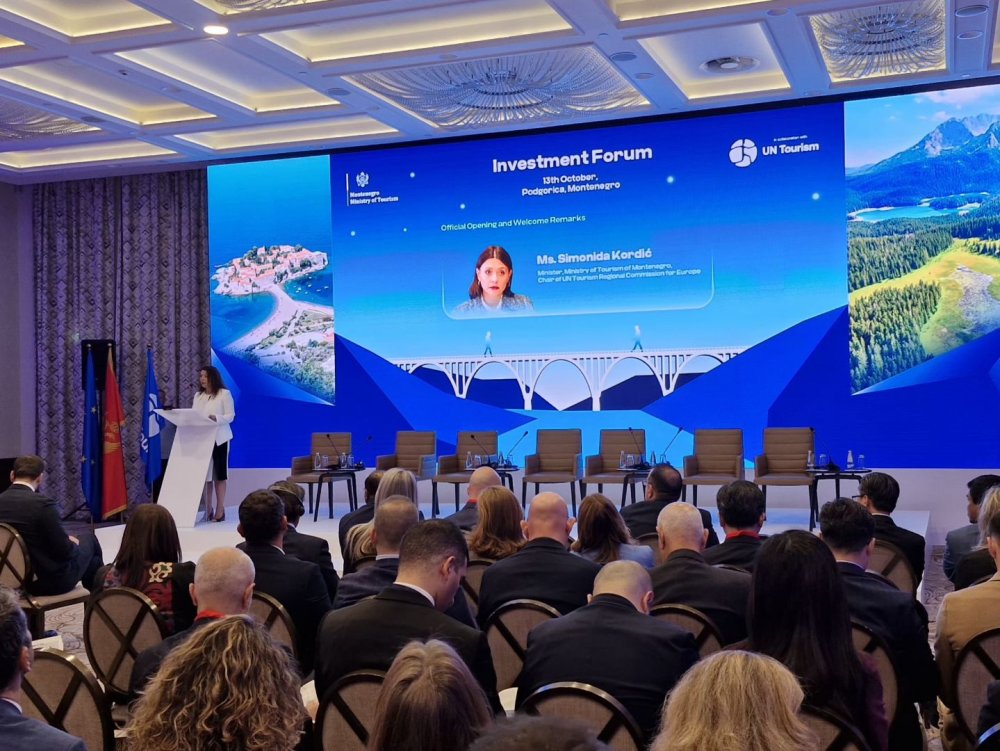 Қазақстанның Черногориядағы Бас консулы Подгорицедегі туристік форумға қатысты — Фотосурет 3