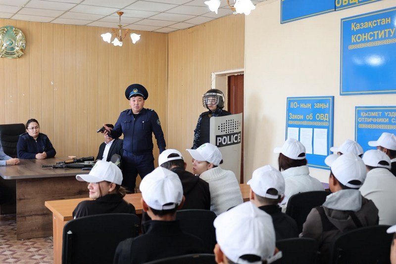 Шет ауданында студенттер құқықтық квестте білімдерін сынады