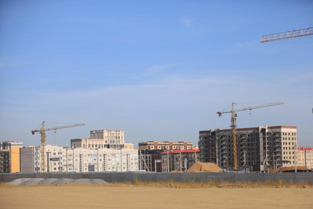 Ақтөбе облысында тағы бір ауқымды құрылыс: 5000 көрерменге арналған әмбебап спорт кешенінің құрылысы басталды — Фотосурет 3