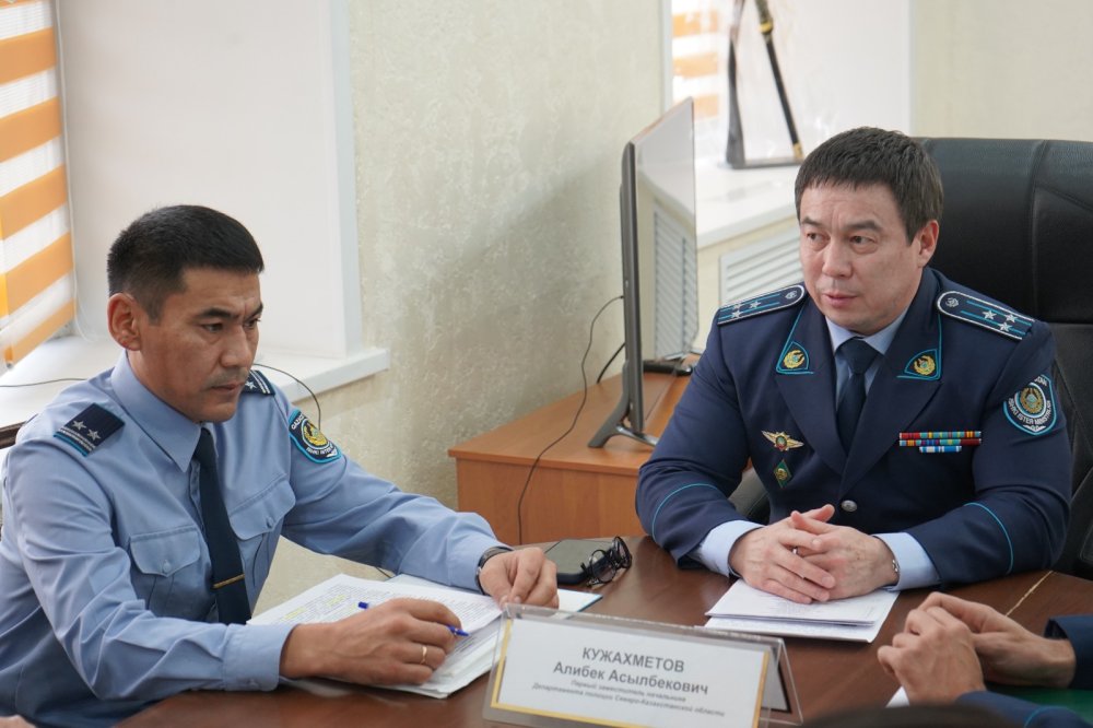 СҚО полицейлері банктерге жинақ ақшаны күмәнді жолмен шешіп алу әрекеттері туралы хабарлауды ұсынды — Фотосурет 3