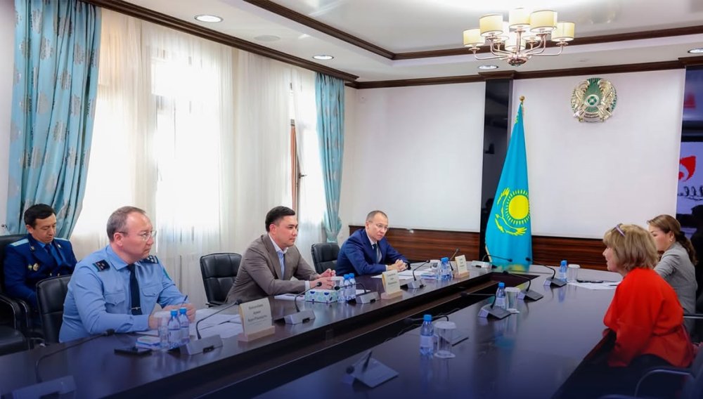 АЗАМАТТАРДЫ ҚАБЫЛДАУ: 200-ДЕН АСТАМ ӨТІНІШ ҚАРАЛДЫ — Фотосурет 1
