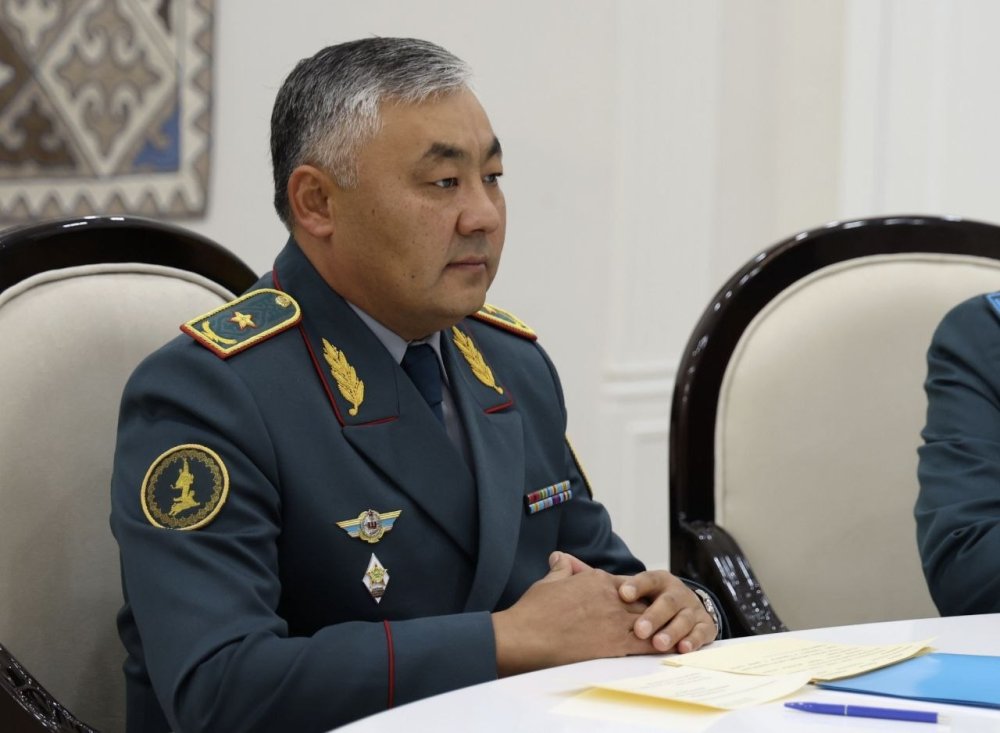 Қазақстан мен Қырғызстанның қорғаныс министрлері Шолпан-Атада кездесті — Фотосурет 2